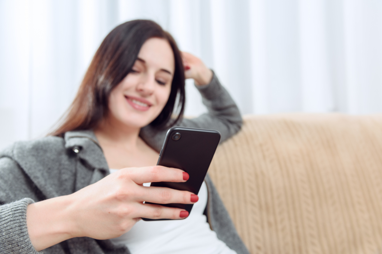 3 mity o ładowaniu telefonu, w które wciąż wierzymy. To tylko skraca życie telefona!