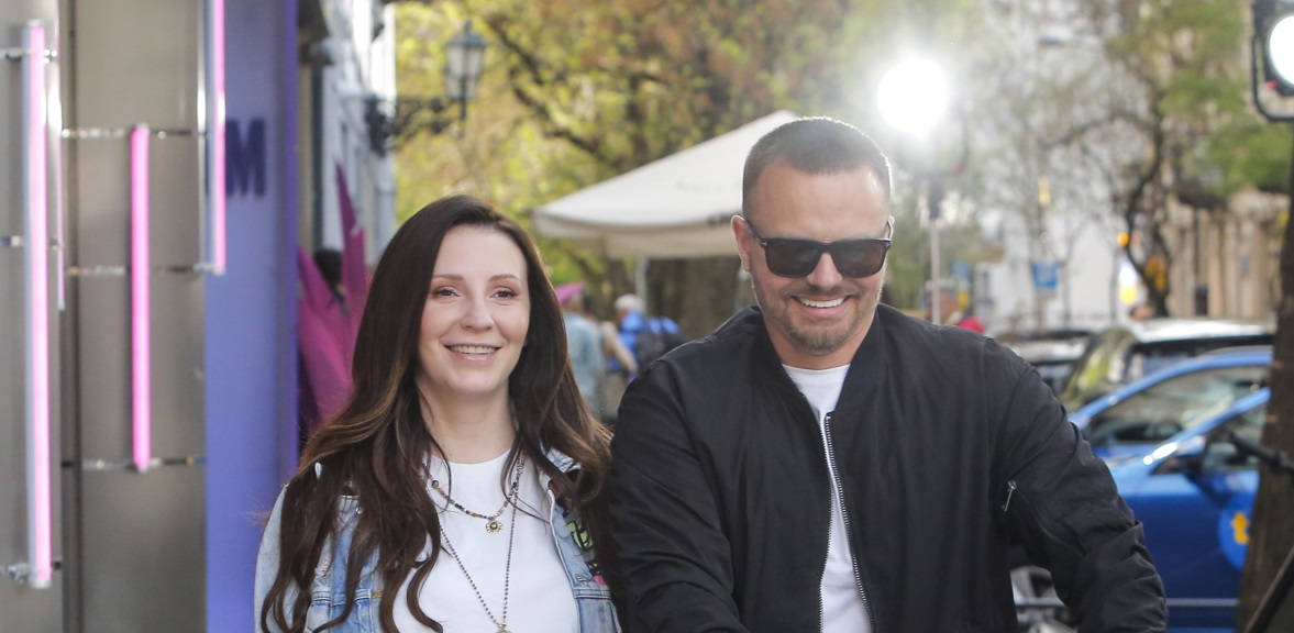 Radość w domu Hakiela i jego partnerki. Tak przekazali wieści ws. syna. „Cieszymy się bardzo”