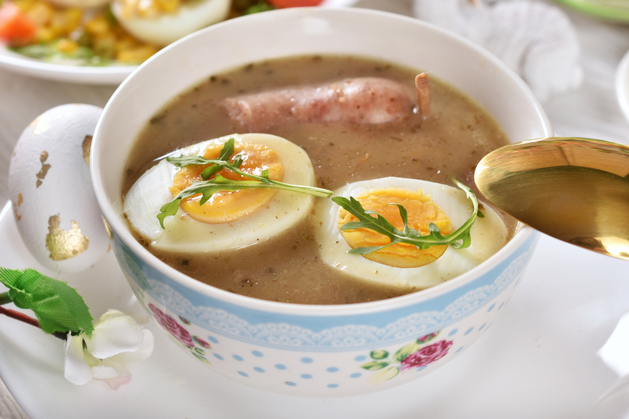 Żurek wielkanocny. Najlepszy przepis Ewy Wachowicz