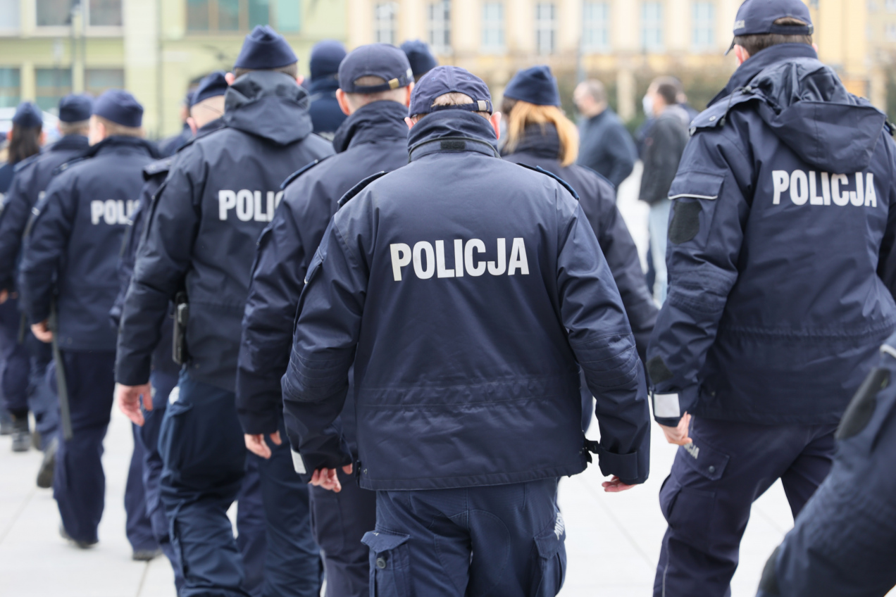 Rekordowe zainteresowanie służbą! Policja przyciąga nie tylko pensją