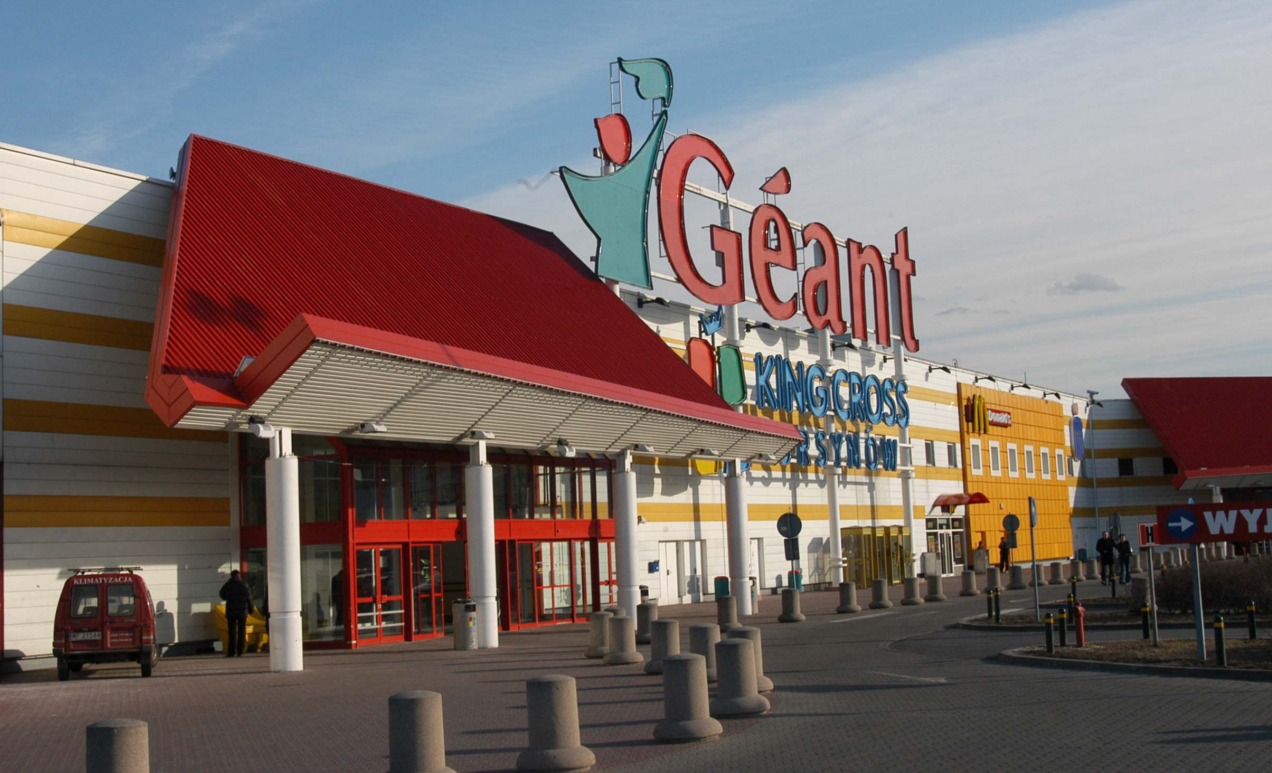 Kiedyś były w każdym mieście, dziś to już tylko wspomnienie. Pamiętasz zakupy w tych sklepach?