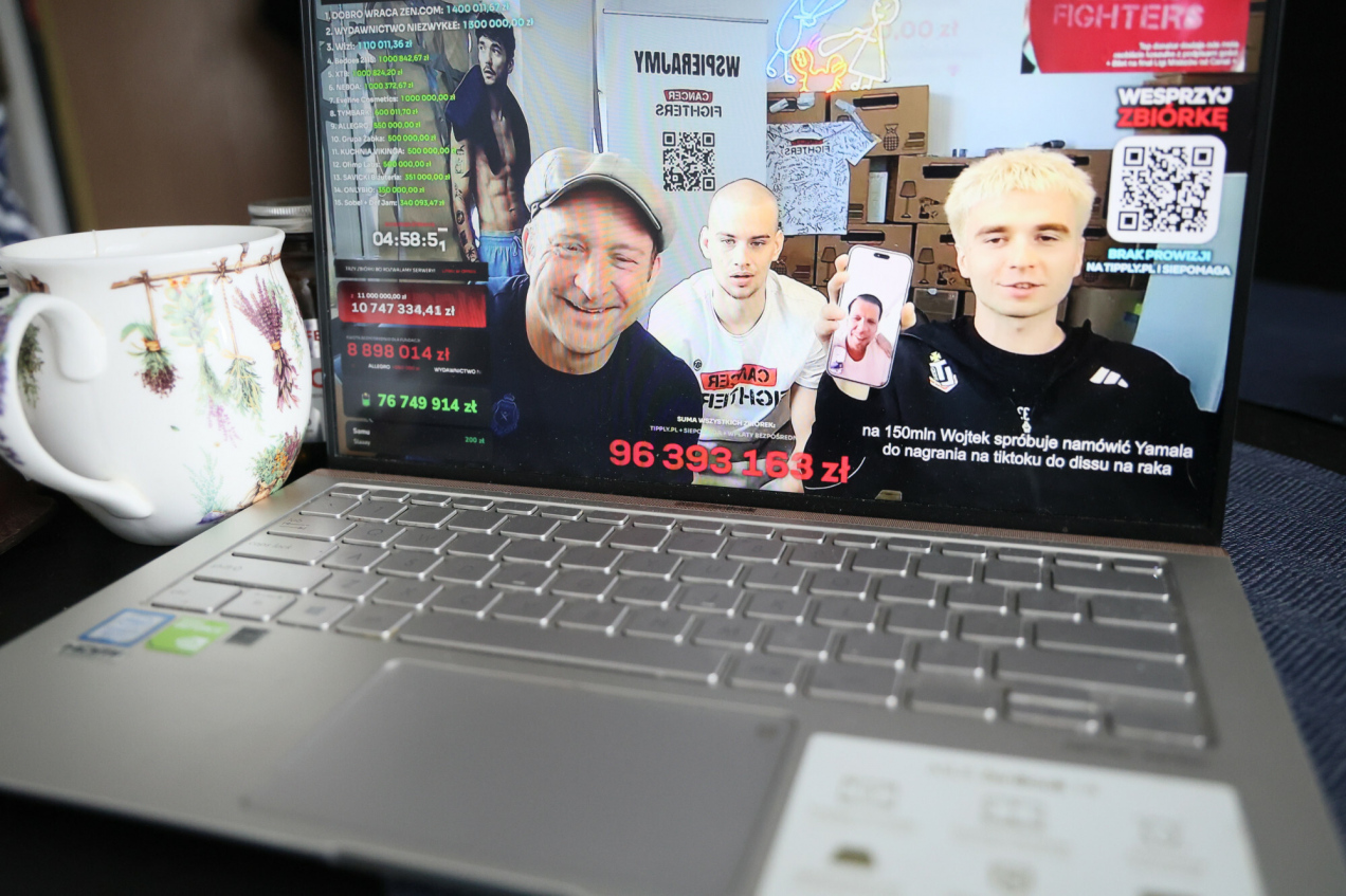 Wzruszający wpis Borysa Szyca po streamie Łatwoganga. „Piotruś jesteś aniołem, który...”