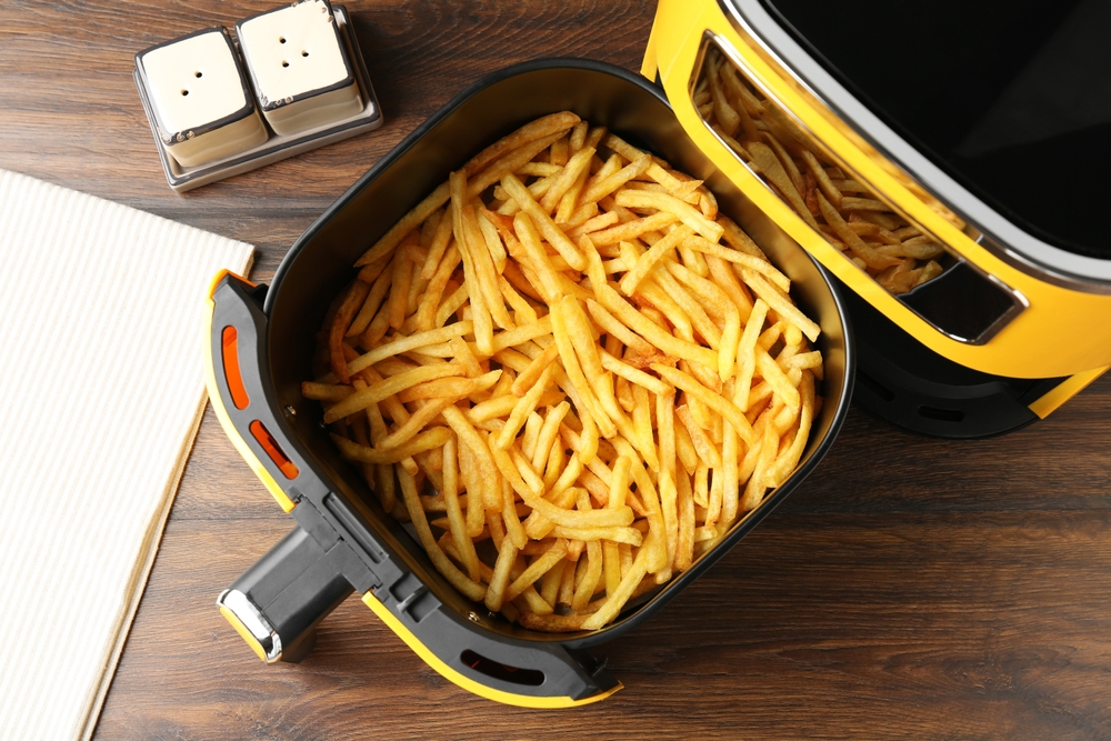 Pilny komunikat sieci sklepów. Używanie tego air fryera jest niebezpieczne!