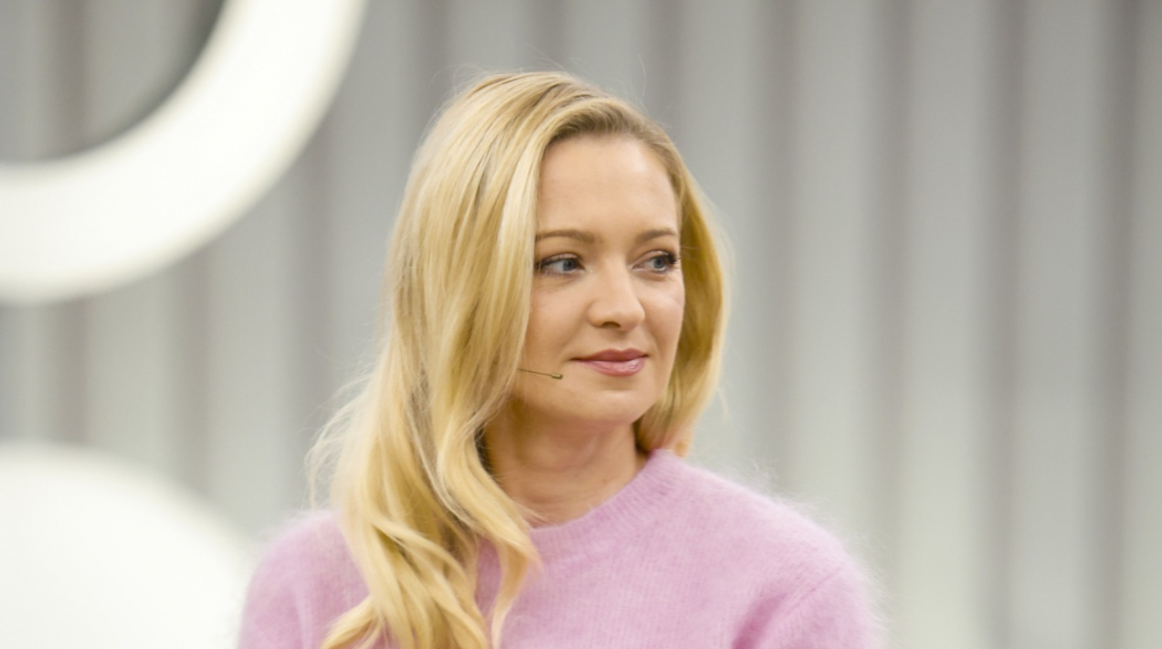 Kurdej-Szatan pokazała się w takim wydaniu i się zaczęło. Po blondzie nie ma śladu